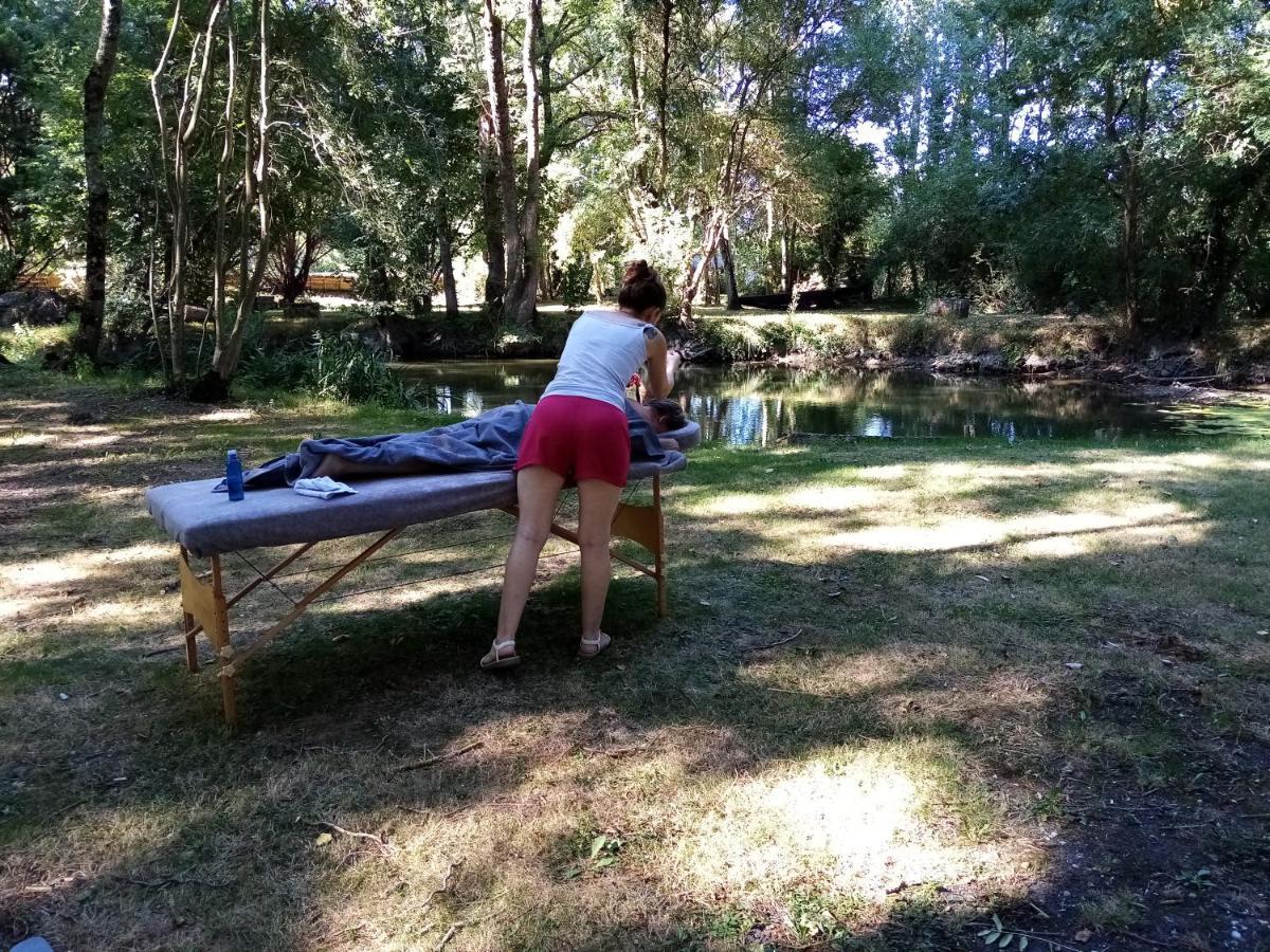לינה וארוחת בוקר Lachaise Domaine De Pladuc מראה חיצוני תמונה