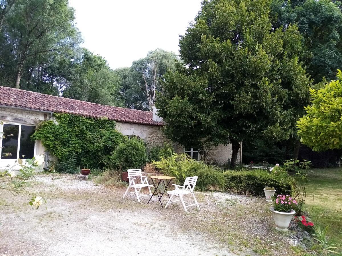 לינה וארוחת בוקר Lachaise Domaine De Pladuc מראה חיצוני תמונה