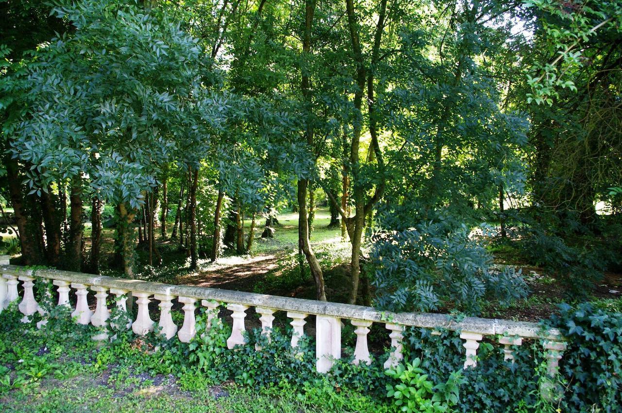 לינה וארוחת בוקר Lachaise Domaine De Pladuc מראה חיצוני תמונה